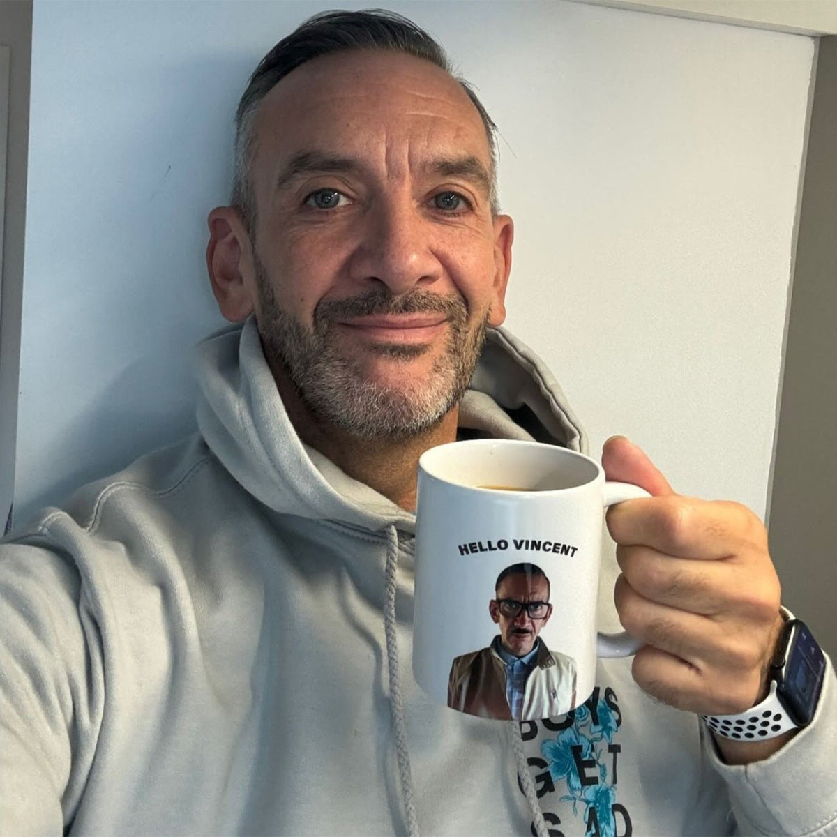 Davey MacDonagh “Hello Vincent” Brassic Mug