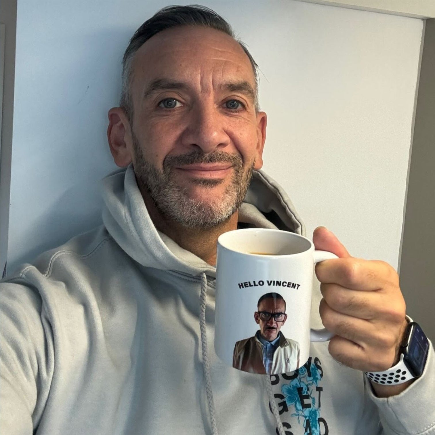 Davey MacDonagh “Hello Vincent” Brassic Mug