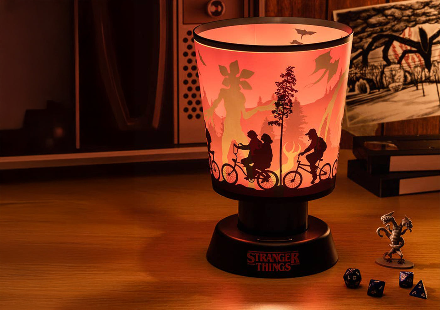 Stranger Things Colour Reveal Icon Lamp